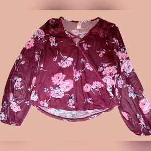 NO BOUNDARIES Womens Long Sleeve Boho Floral Lace Trim Keyhole Shirt Sz. XS (1)